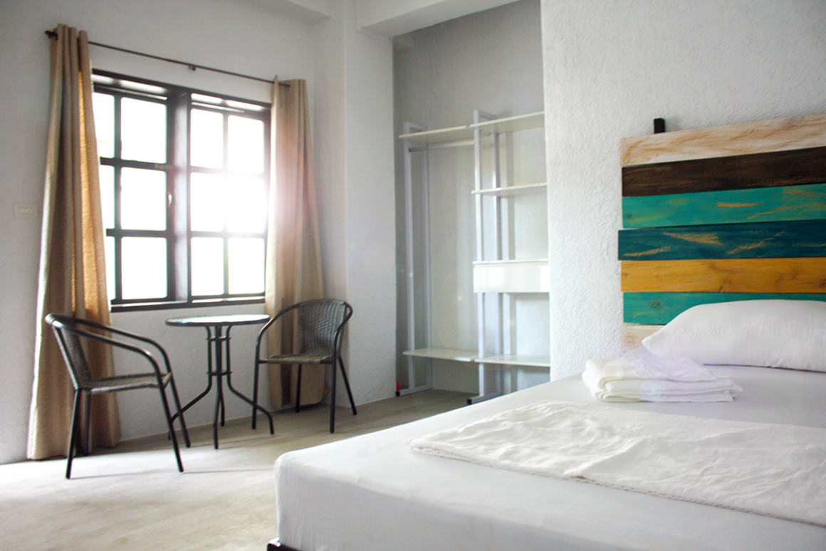 SentroSuitesSiargao_Room4-04_Chairs_IMG_9985